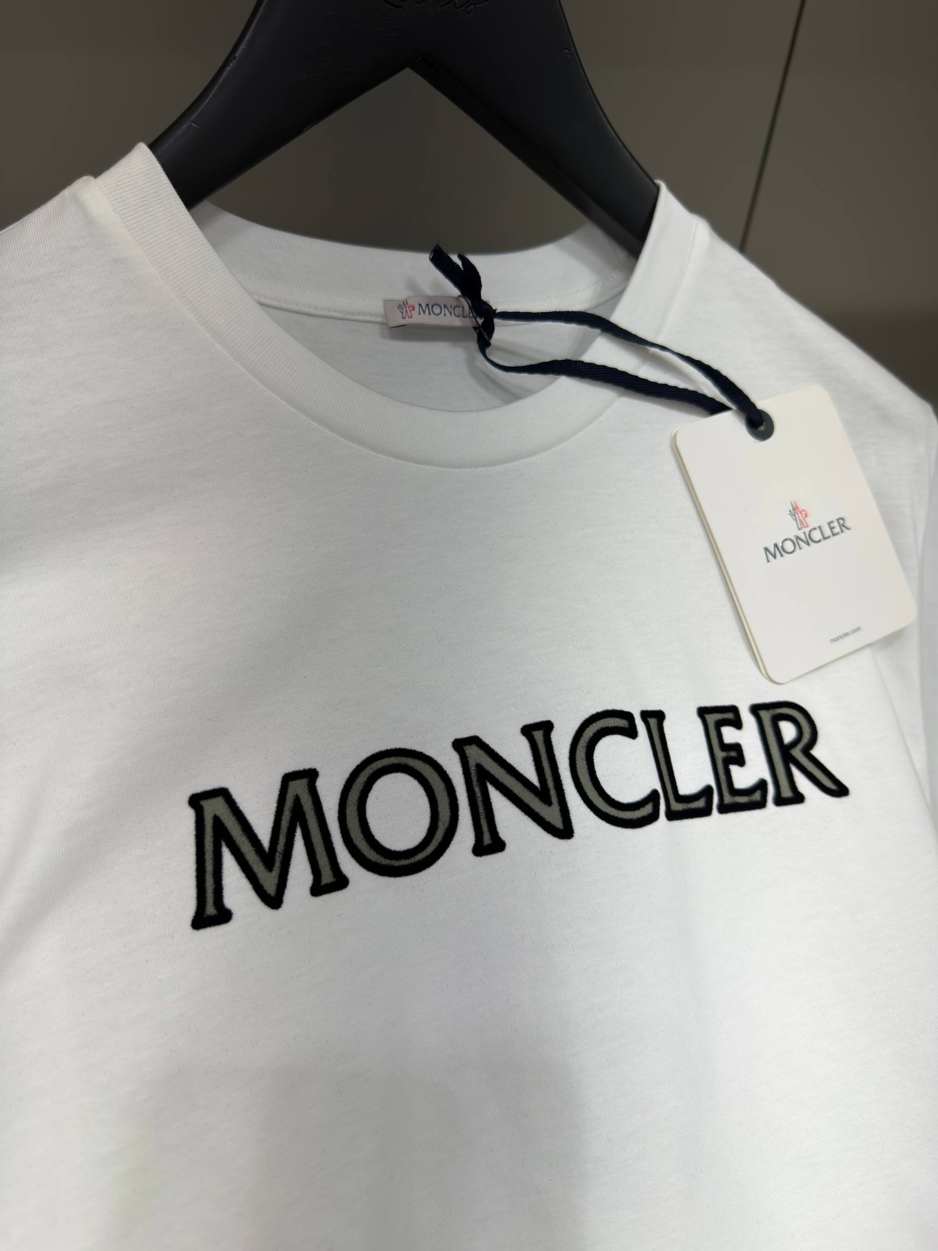Moncler - MR9240