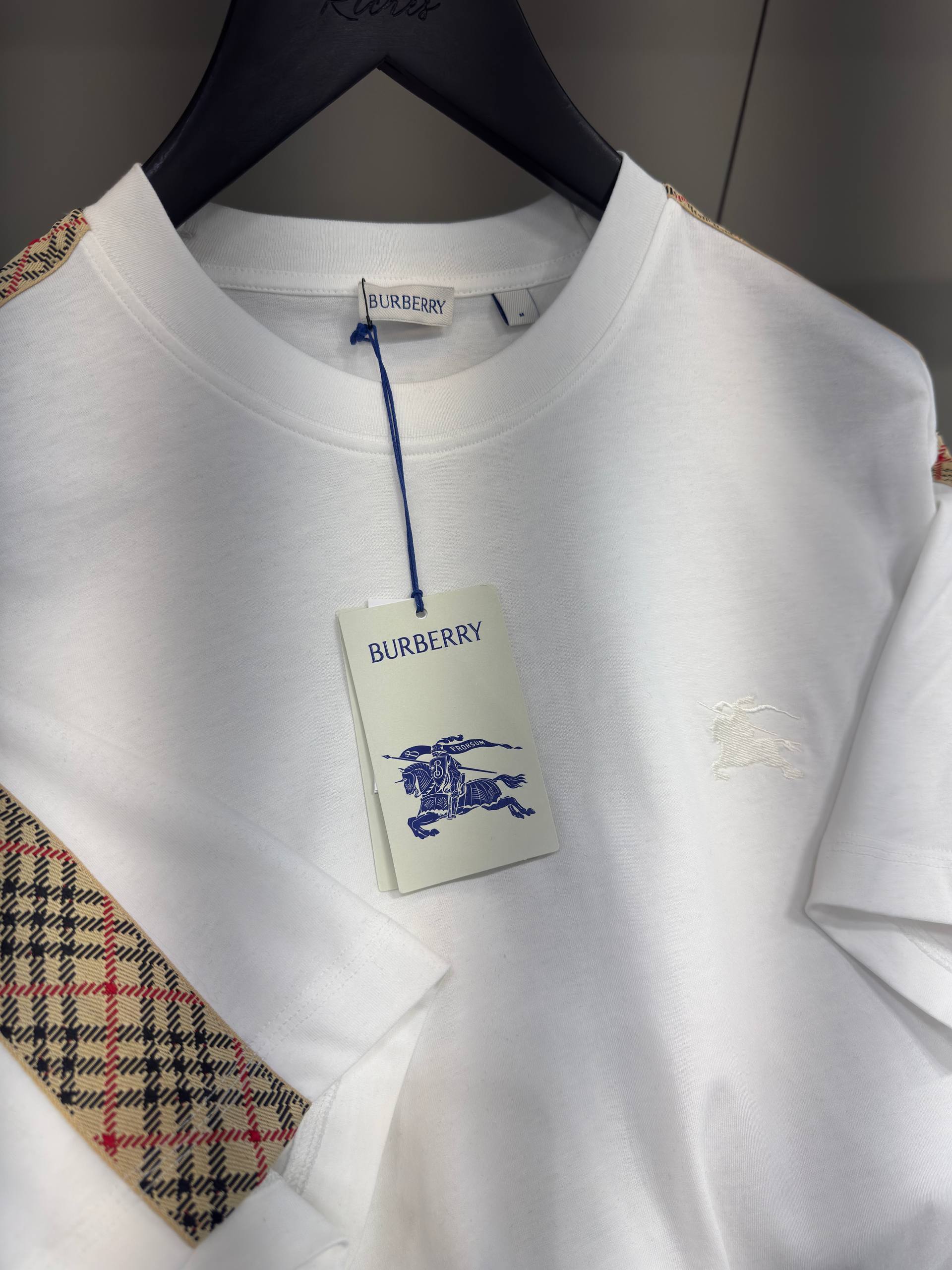 Burberry - BR511