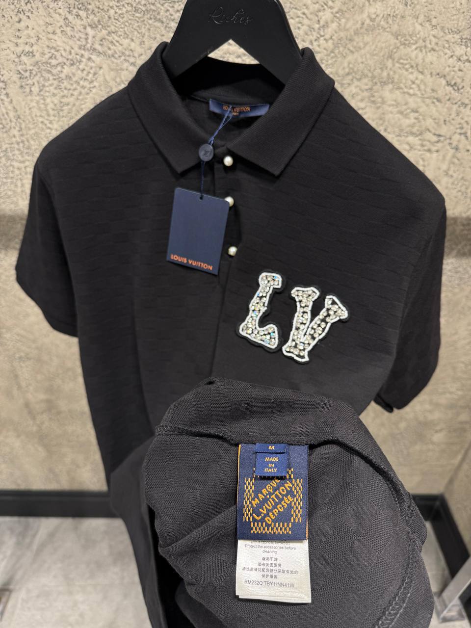 Louis Vuitton - LV349