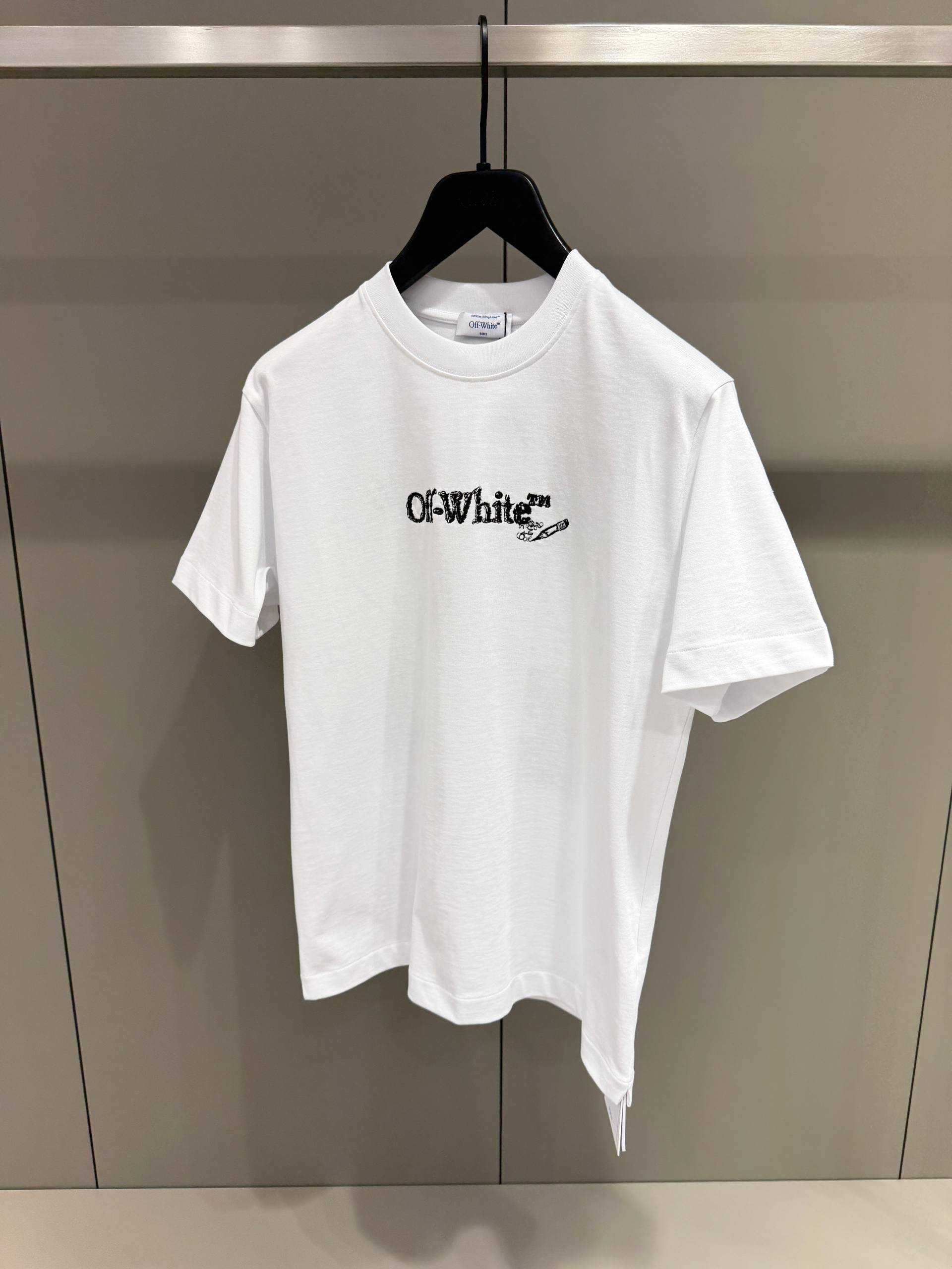 Off White - OFF077