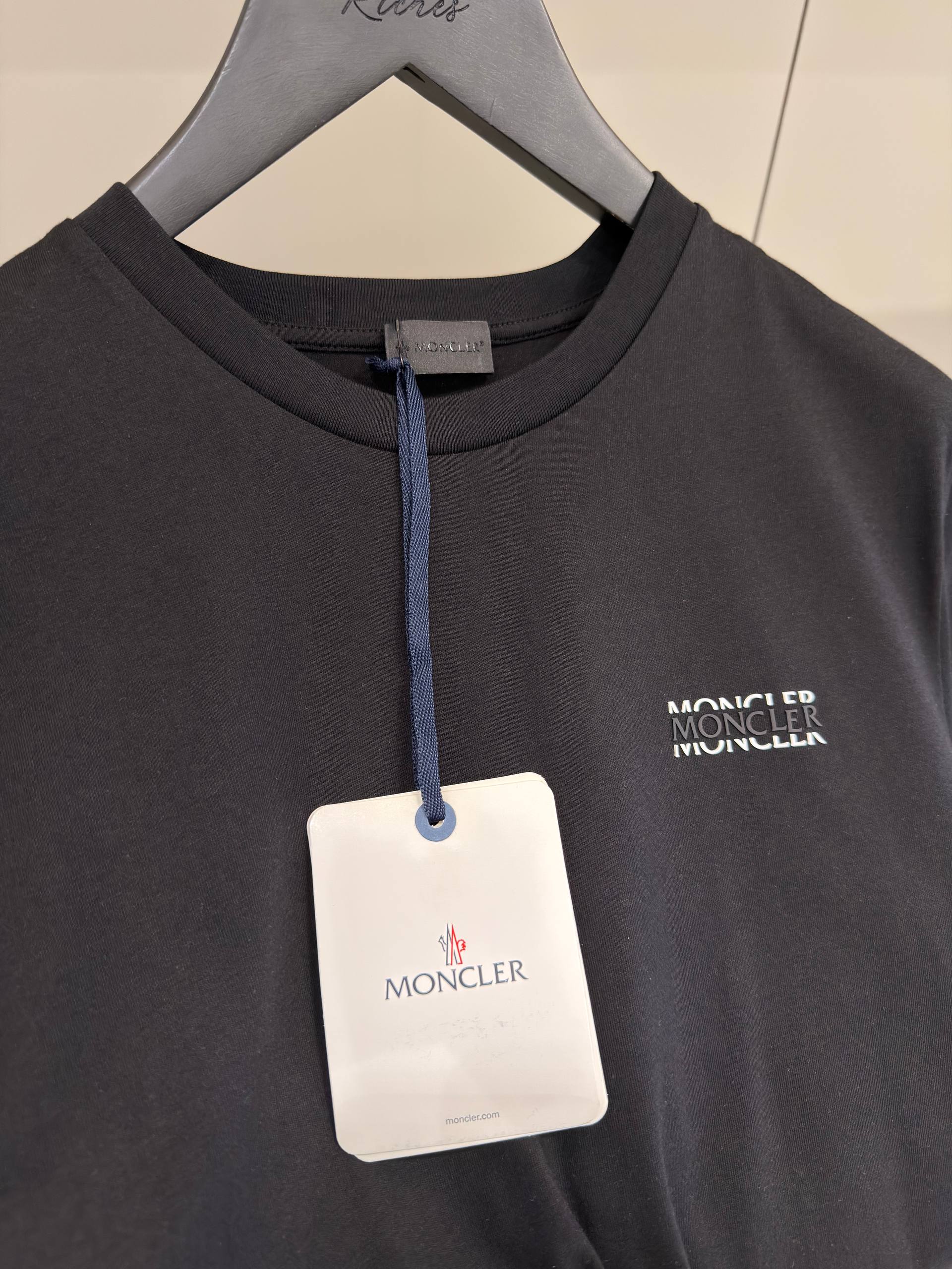 Moncler - MR222