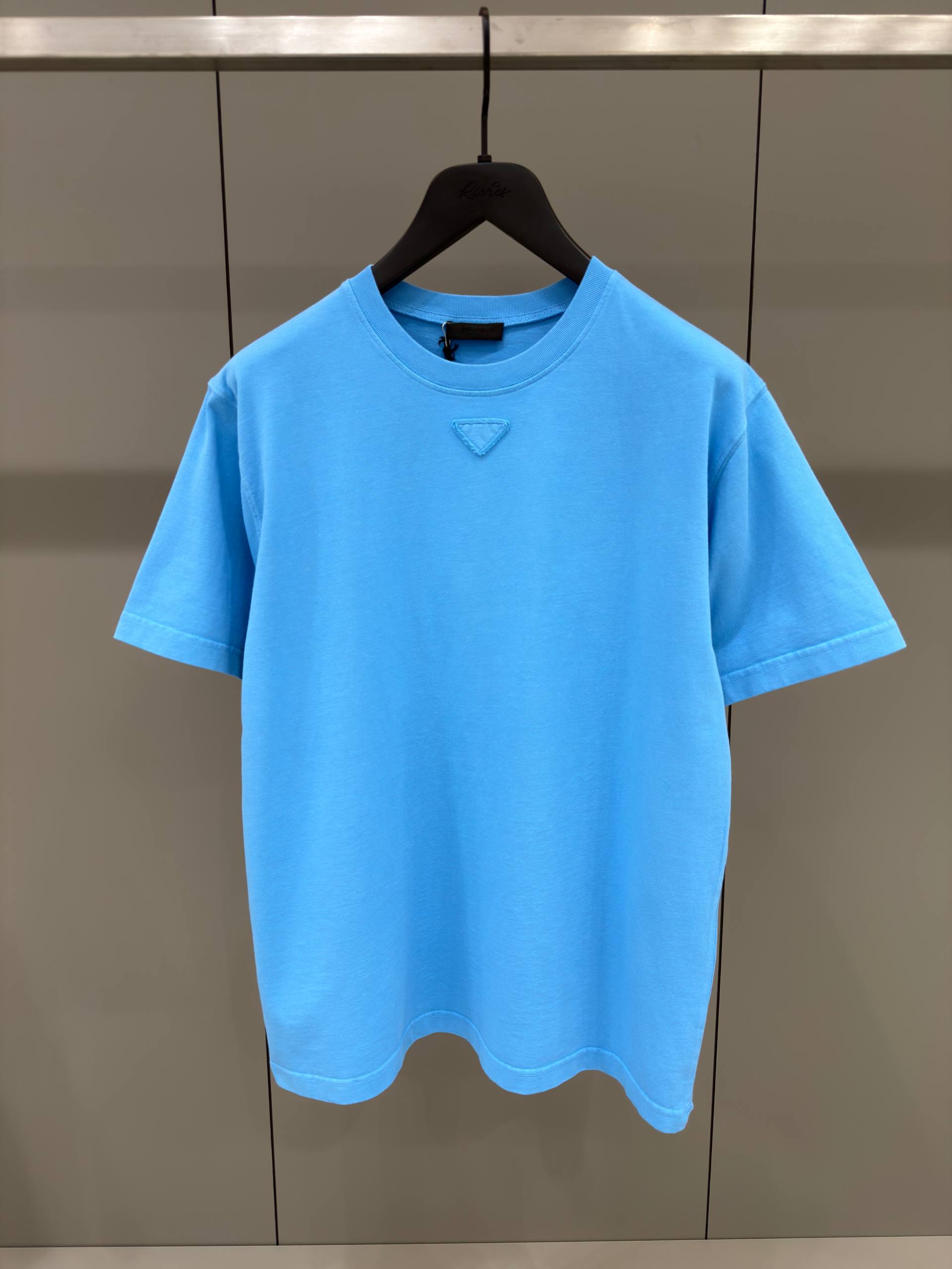 Prada - PD1738